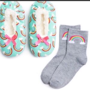 Fuzzy Babba Babba Buddies rainbow themed girls size S/M shoe size 8-13